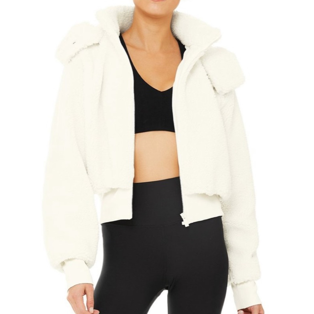 NWT Alo Yoga Foxy Sherpa Jacket size S